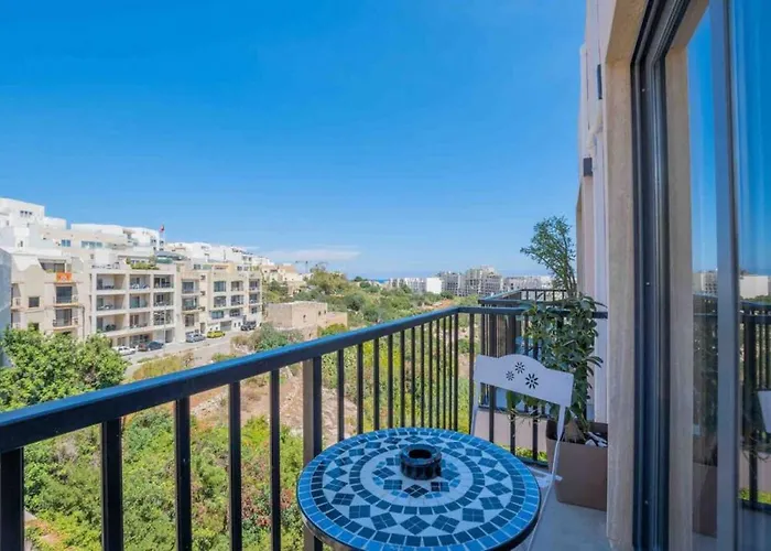 Wanderlust 2 * Sliema